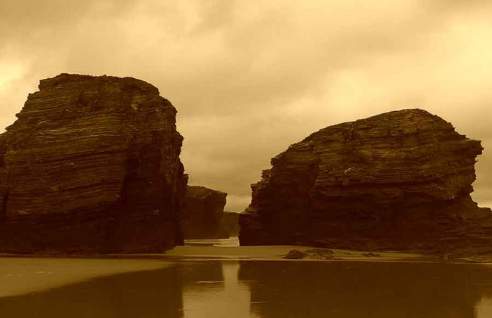 Formaciones rocosas playa las Catedrales