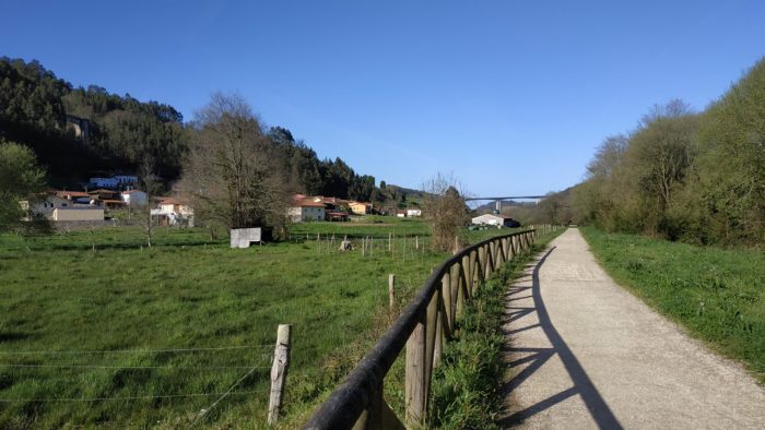 Senda del Valle de las Luiñas Cudillero